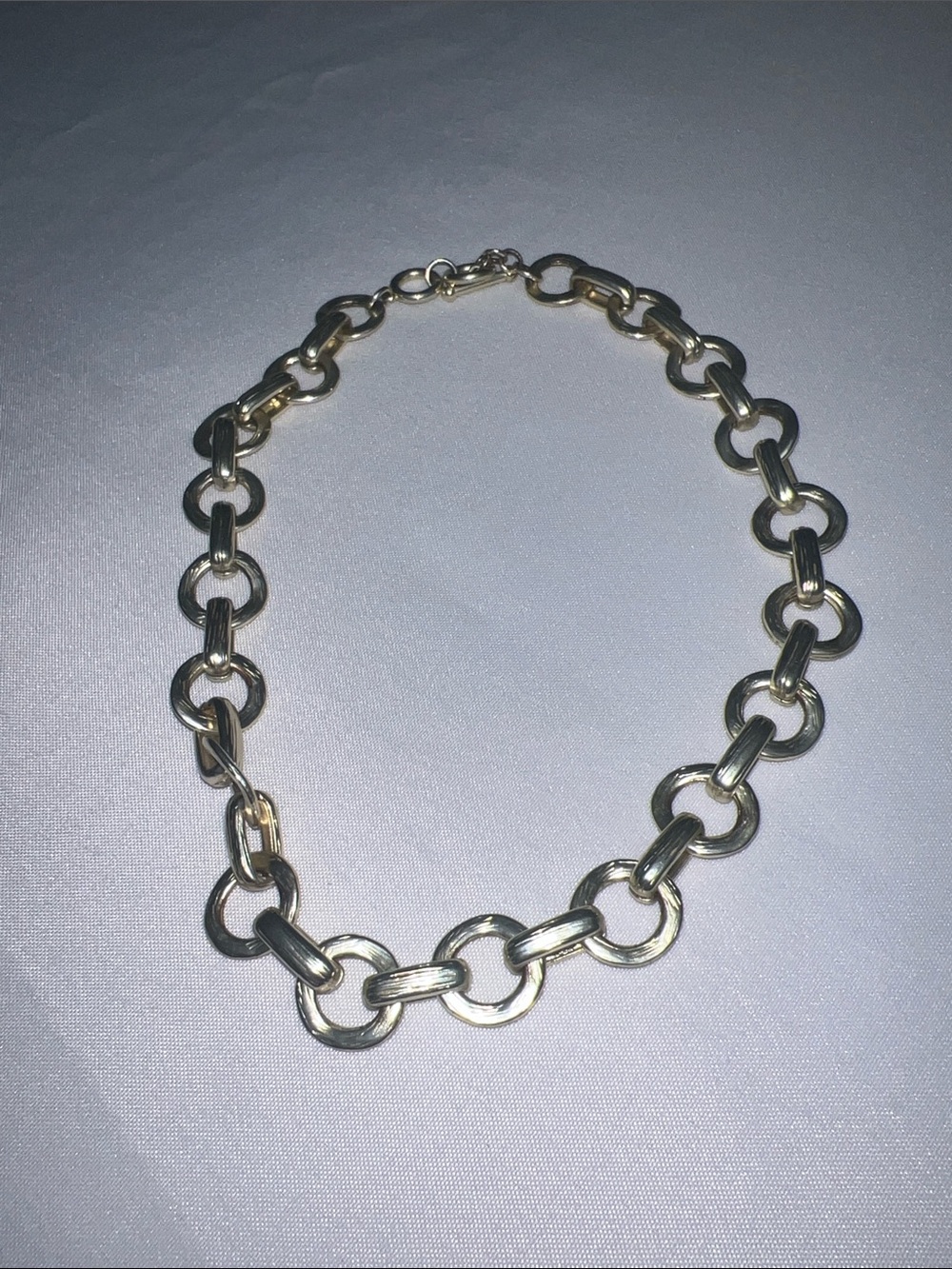 Shiny Gold Tone Chunky Link Necklace choker- Women's Fashion Jewelry